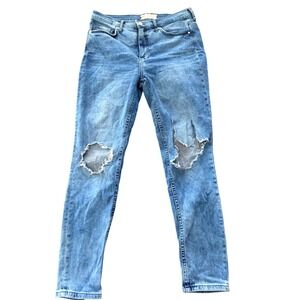 Free People‎ Distressed Skinny Jeans Womens 30R Blue Ripped Knee Denim